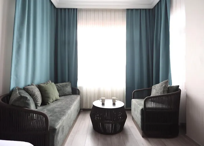 Cheers Lighthouse Isztambul