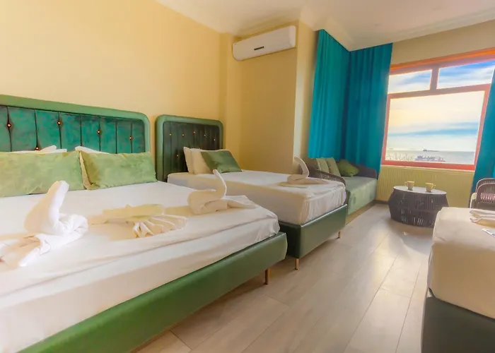 Cheers Lighthouse Istanbul