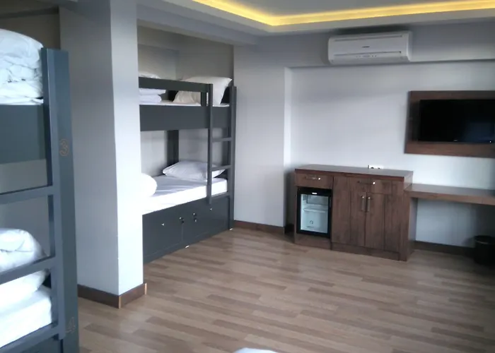 Hostel Cheers Lighthouse