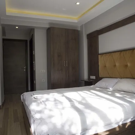 Cheers Lighthouse Hostel