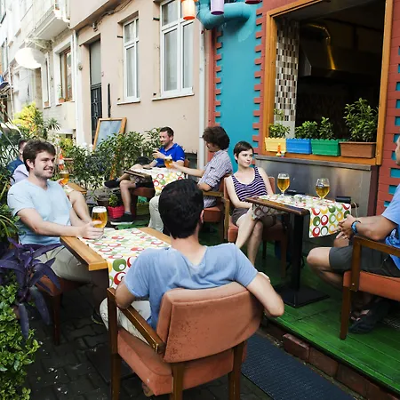 Hostel Cheers Lighthouse