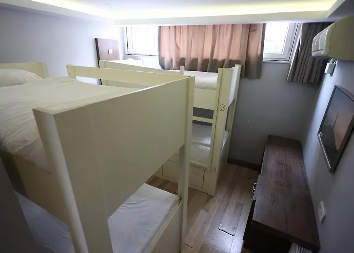 Hostel Cheers Lighthouse *