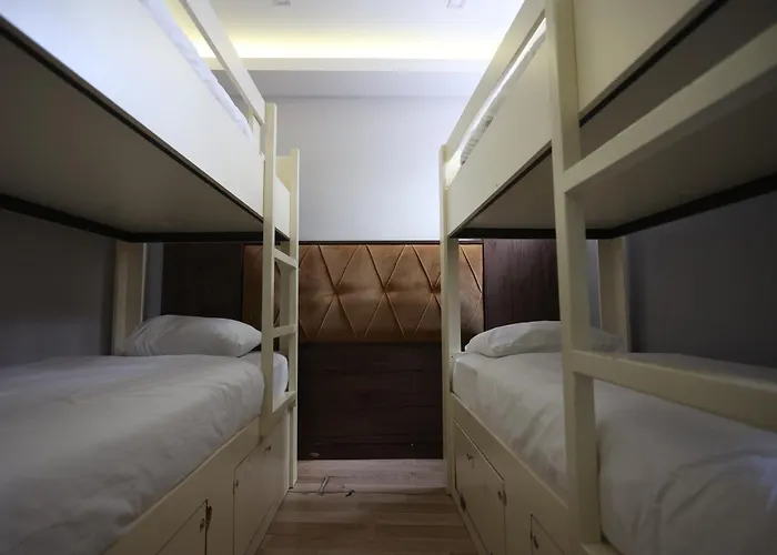 Hostel Cheers Lighthouse