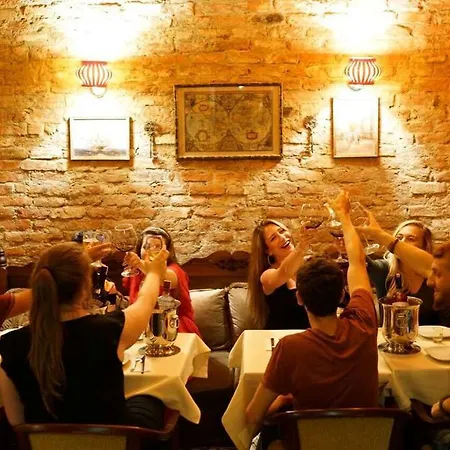 Hostel Cheers Lighthouse
