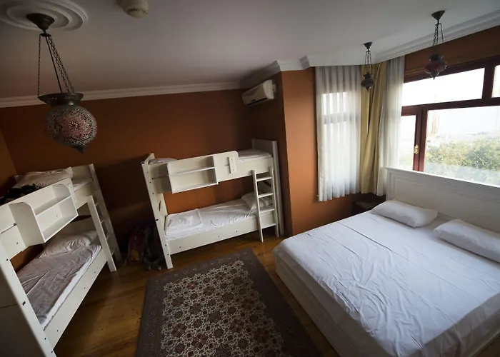 Cheers Lighthouse Hostel İstanbul