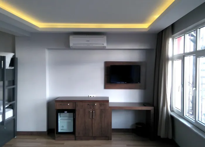 Cheers Lighthouse Hostel İstanbul